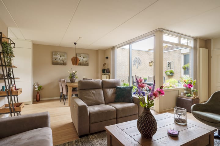 Foto 2 van Gladioolweg 21