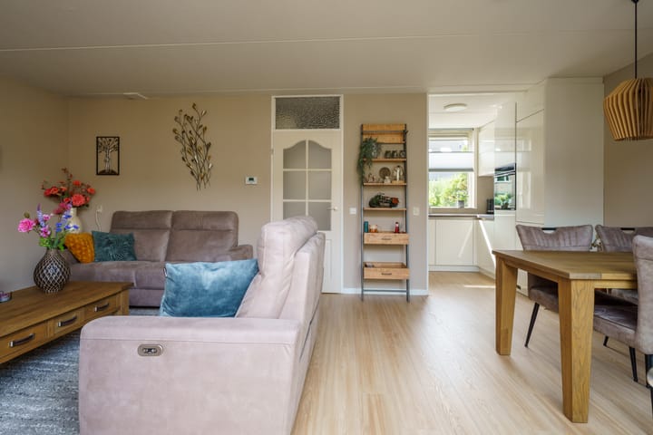 Foto 15 van Gladioolweg 21