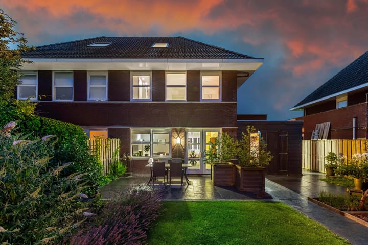 Photo 59 of Aurelia 6