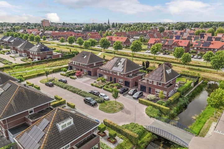 Photo 64 of Aurelia 6