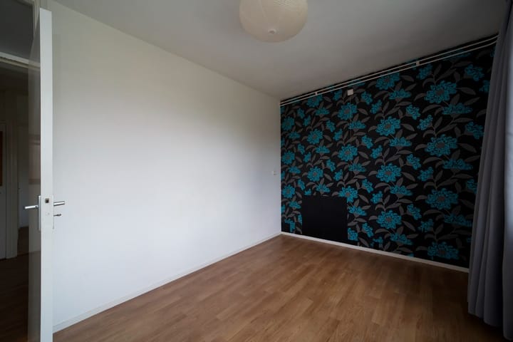 Photo 11 of Frank van Borselenstraat 4-I