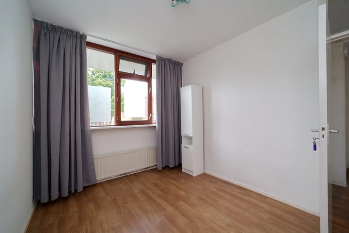 Photo 14 of Frank van Borselenstraat 4-I