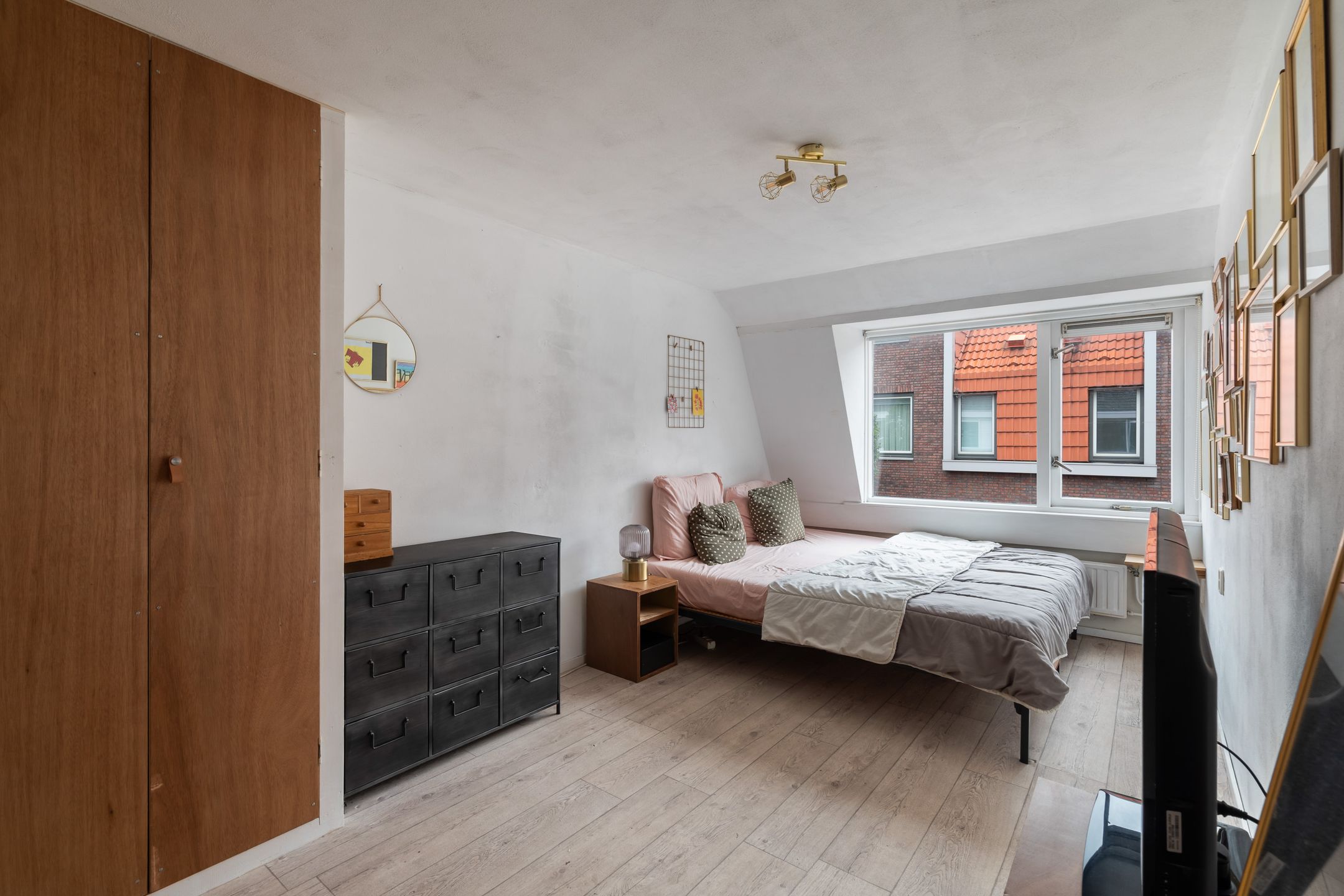 Photo 36 of Brittenruststraat 19