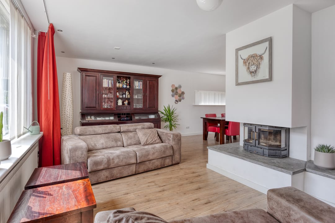 Foto 7 van Meester Pontenstraat 33