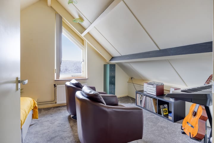 Foto 21 van Meester Pontenstraat 33