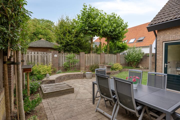 Foto 34 van Meester Pontenstraat 33