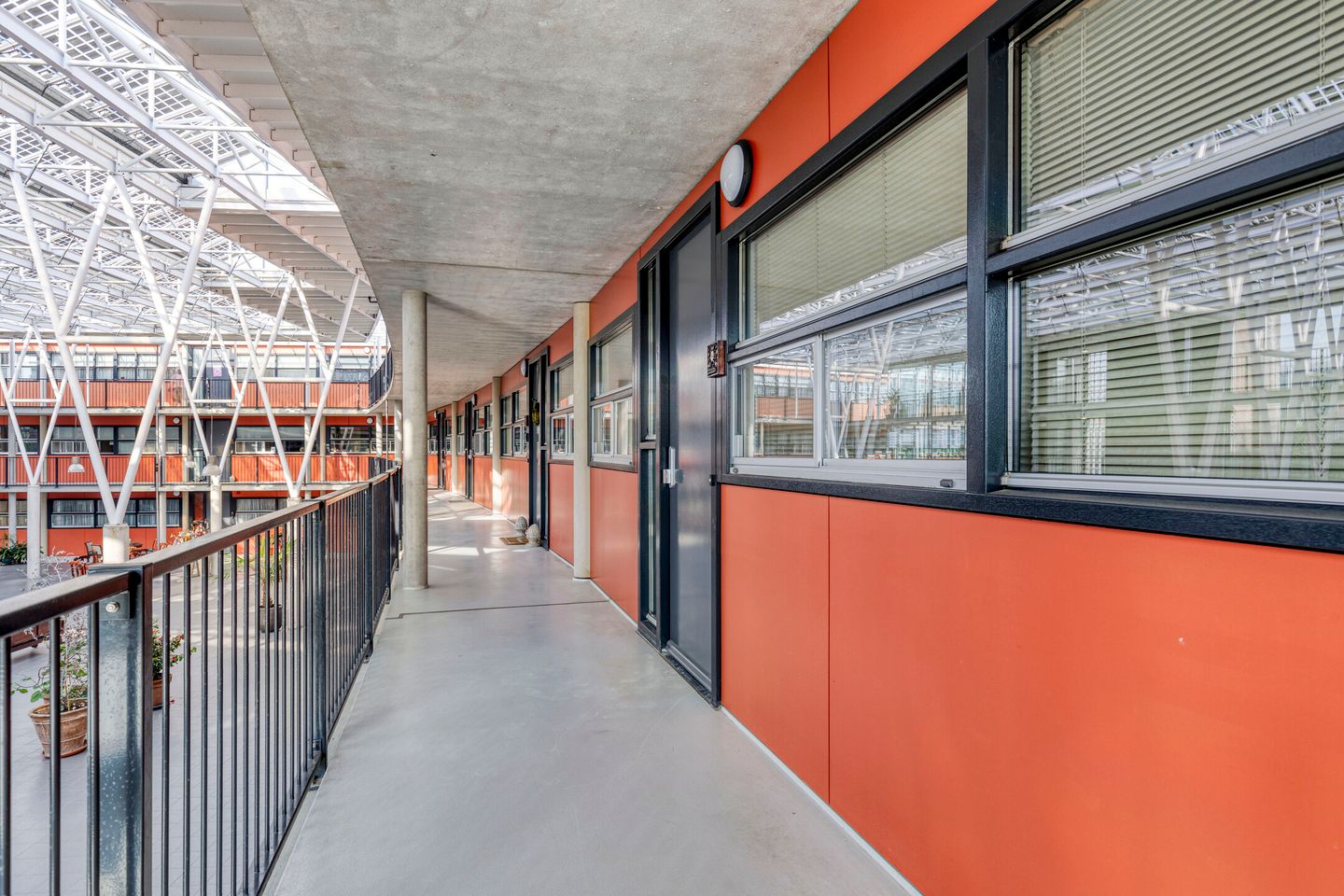 Photo 4 of Parelgras 94