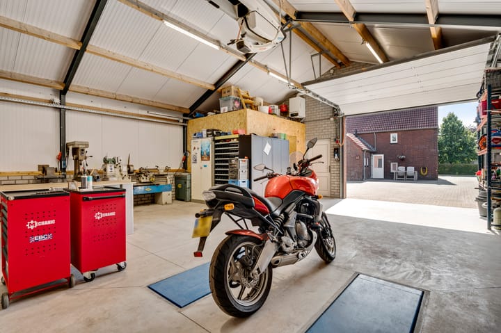 Foto 34 van Broekerstraat 51