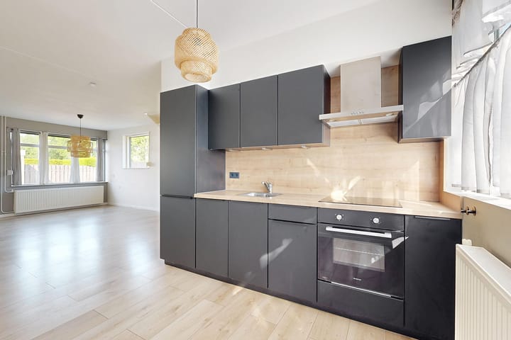 Photo 19 of Van Vlaanderenstraat 57