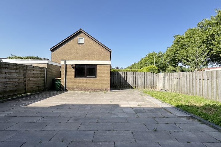 Photo 41 of Van Vlaanderenstraat 57