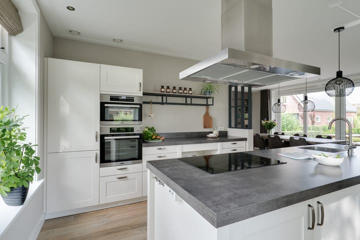 Foto 9 van Oostmijzerdijk 7