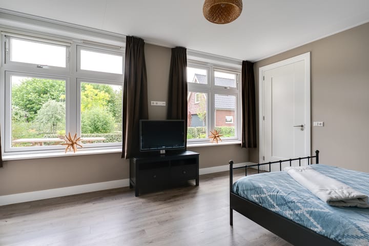 Foto 30 van Oostmijzerdijk 7