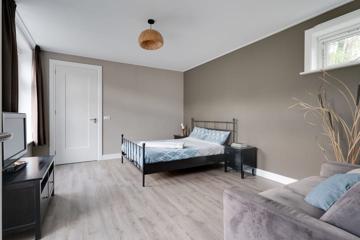 Foto 32 van Oostmijzerdijk 7