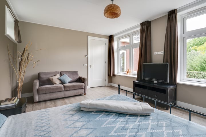 Foto 33 van Oostmijzerdijk 7