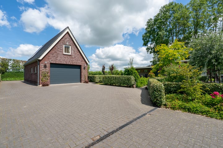 Foto 65 van Oostmijzerdijk 7