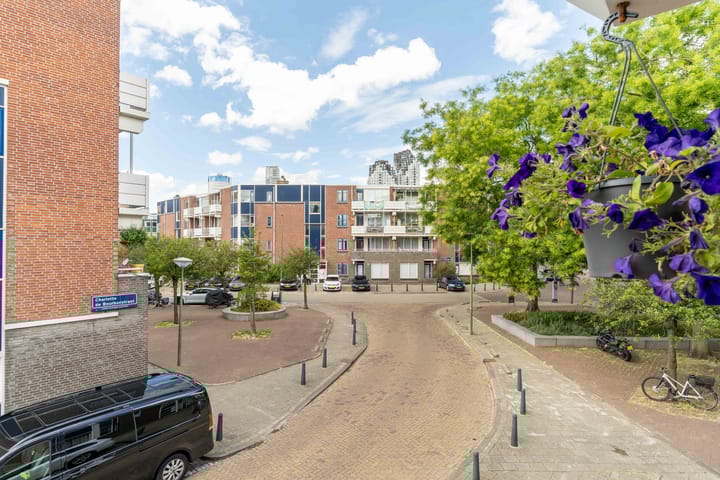 Photo 11 of Charlotte de Bourbonplein 34