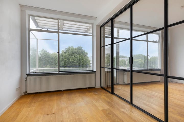 Photo 9 of Louise de Colignylaan 25