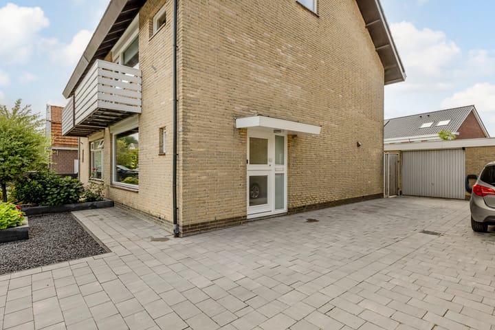 Foto 2 van Molenweg 13-A