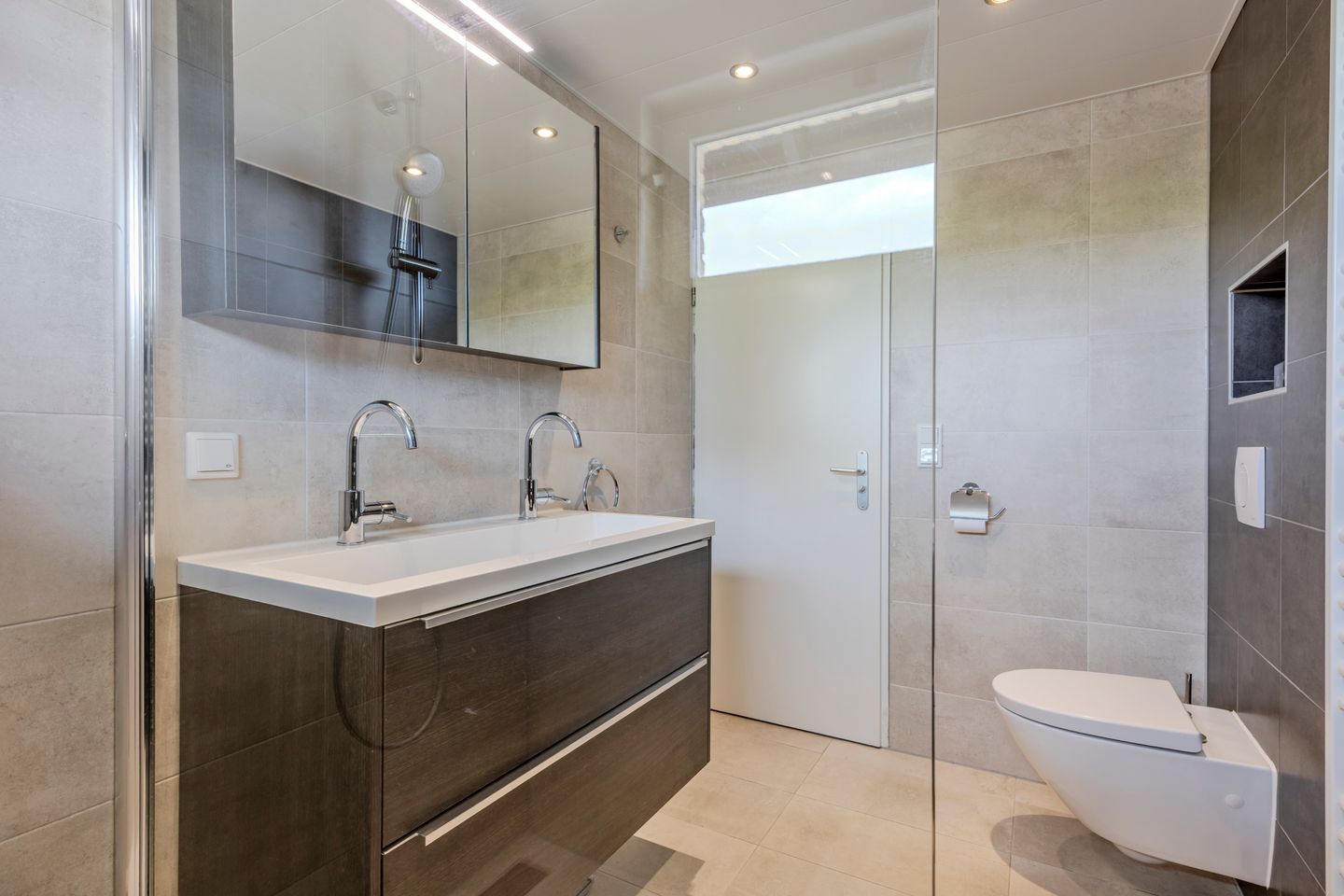 Photo 25 of Molenweg 13-A