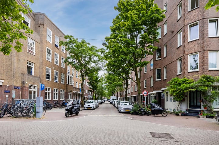 Photo 18 of Cornelis Trooststraat 30-4