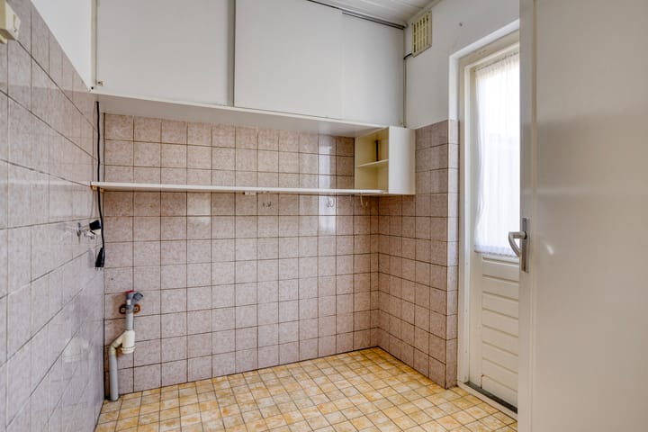 Photo 16 of Lijsterbeslaan 92