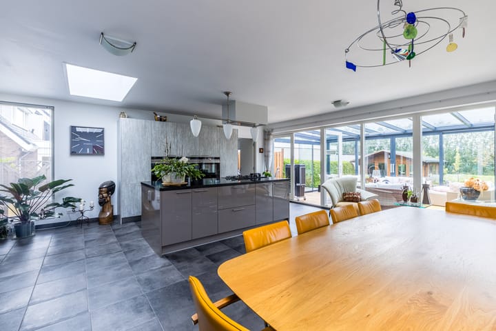 Foto 10 van Oosteinderweg 516