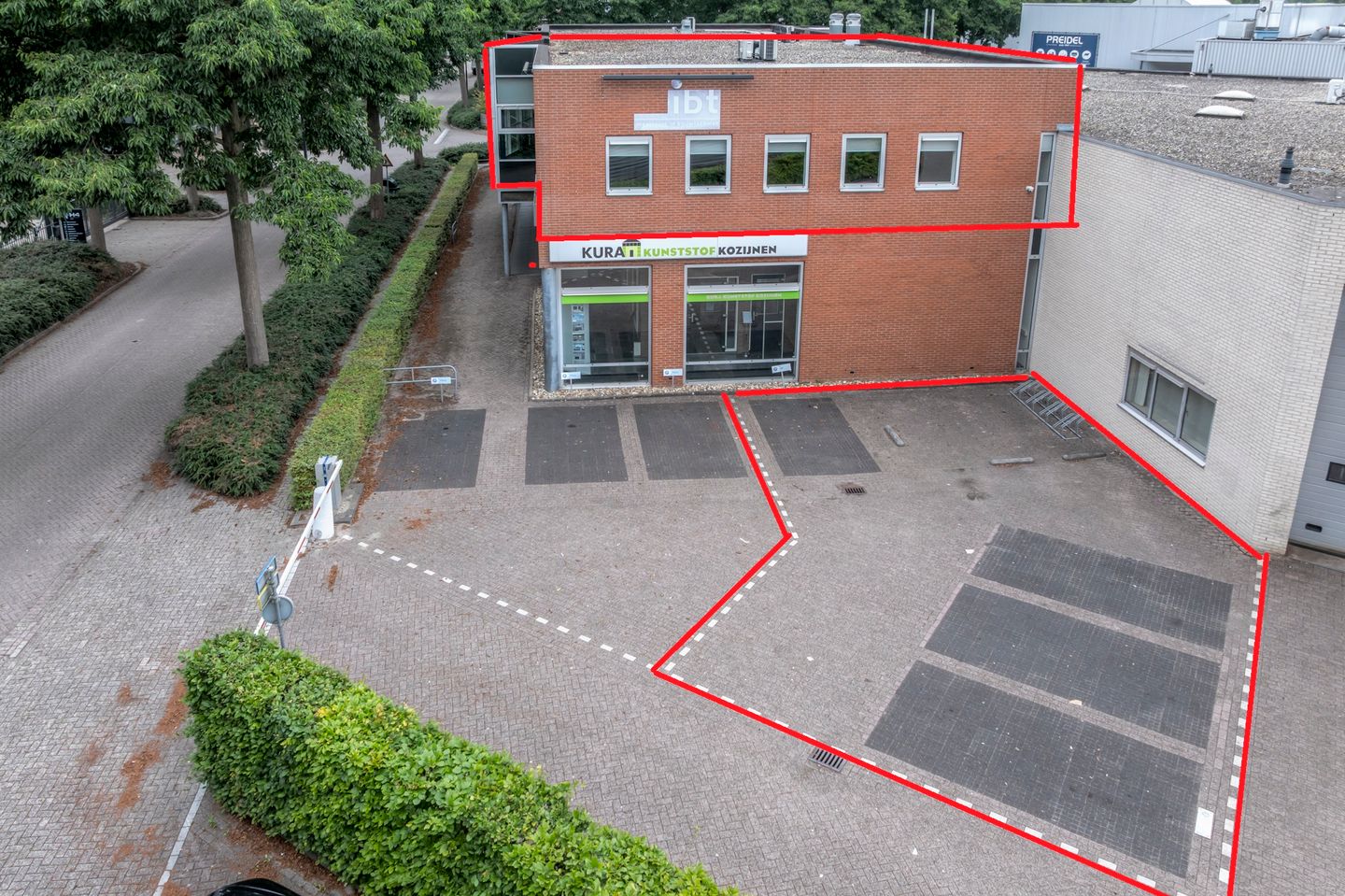 View photo 2 of Kelvinring 42-a