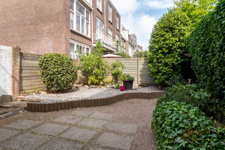 Foto 21 van Frederik Hendrikplein 31