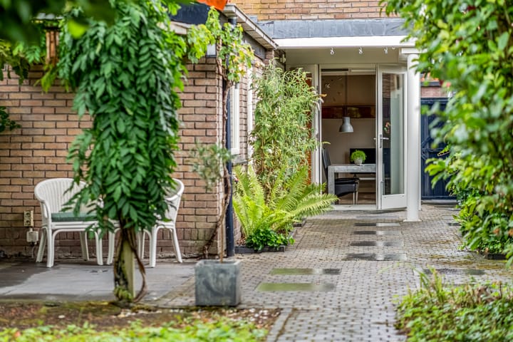 Foto 39 van De Savornin Lohmanstraat 136