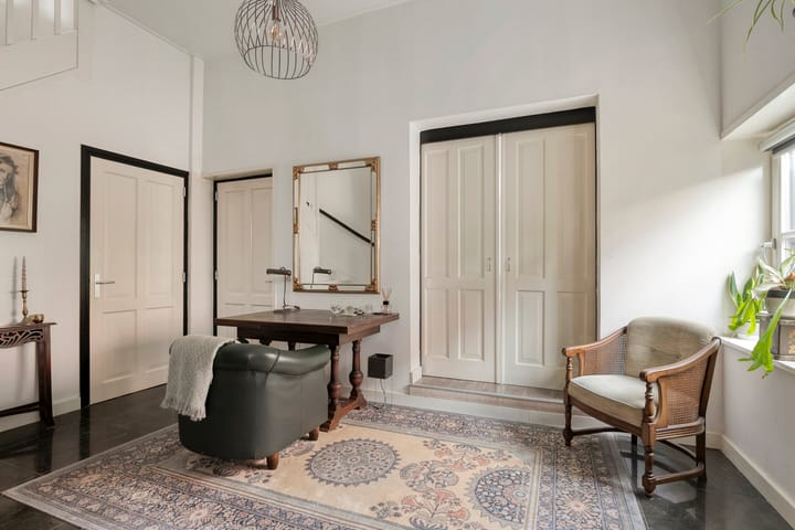 Photo 10 of Maasstraat 16