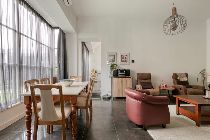 Photo 13 of Maasstraat 16