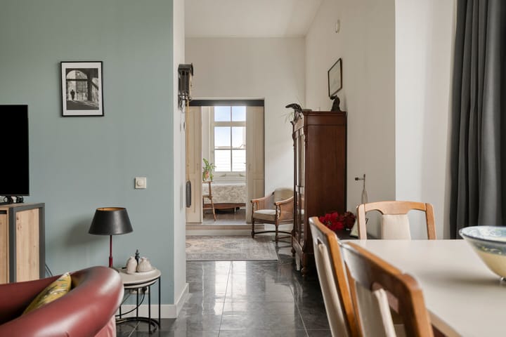 Photo 16 of Maasstraat 16