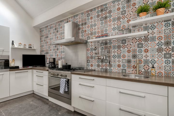 Photo 21 of Maasstraat 16