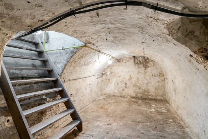 Photo 28 of Maasstraat 16