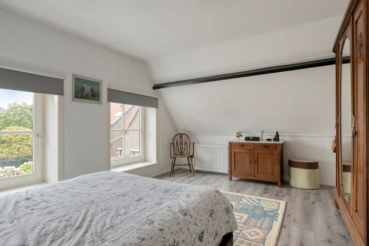 Photo 32 of Maasstraat 16