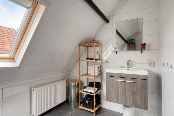 Photo 36 of Maasstraat 16