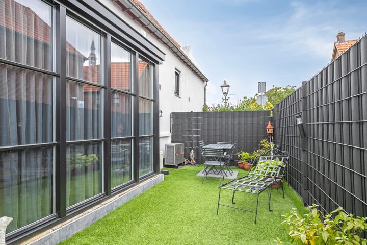 Photo 38 of Maasstraat 16