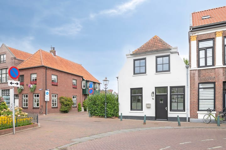 Photo 41 of Maasstraat 16