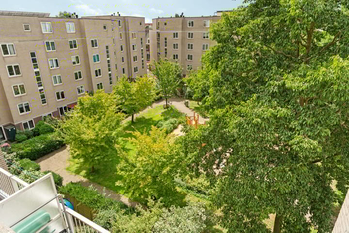 Photo 17 of Nieuwevaart 133