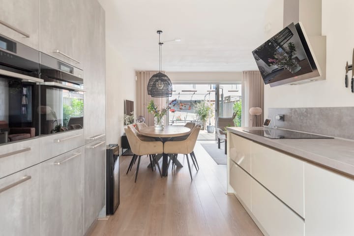 Foto 13 van Landmeter 51