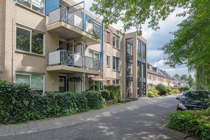 Foto 24 van Van Ginkellaan 17