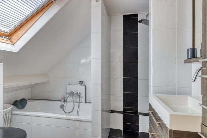 Foto 35 van Elzenstraat 5