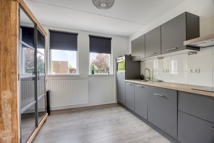 Photo 7 of Dollardlaan 80