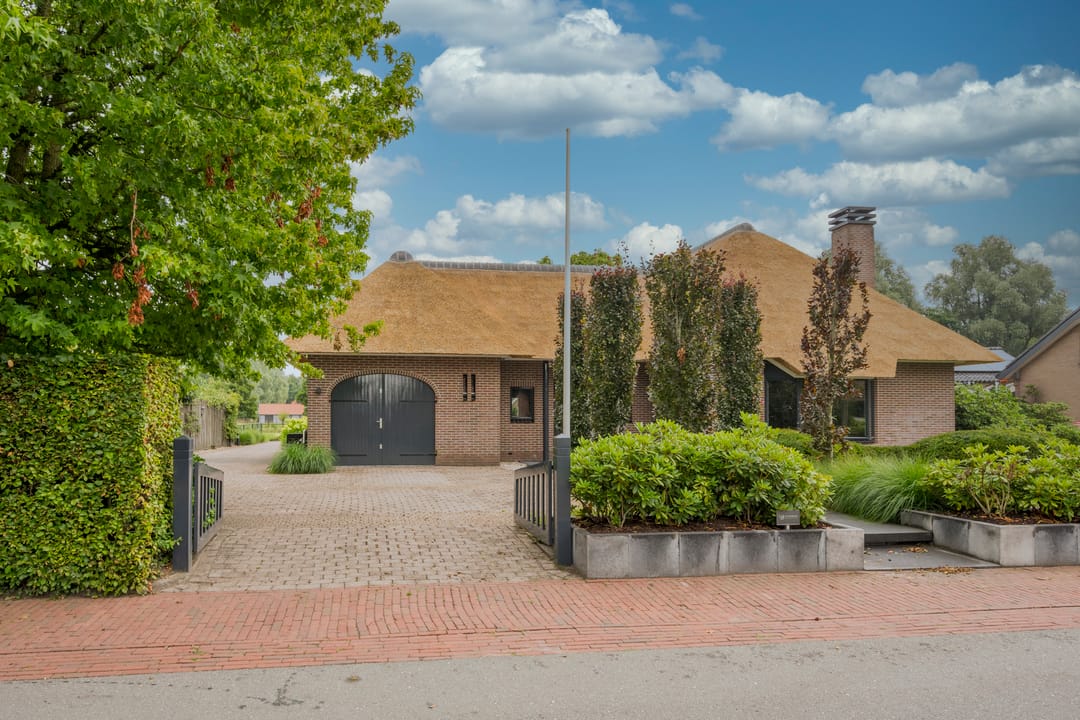 Photo 61 of Damweg 8