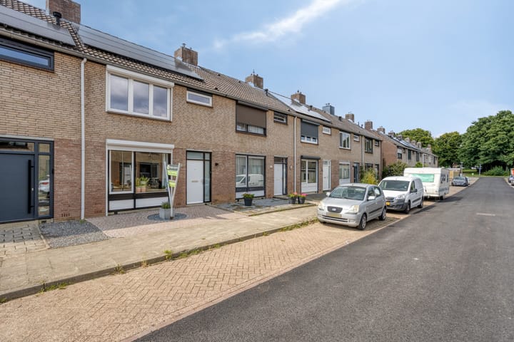 Photo 2 of Viënnahof 24