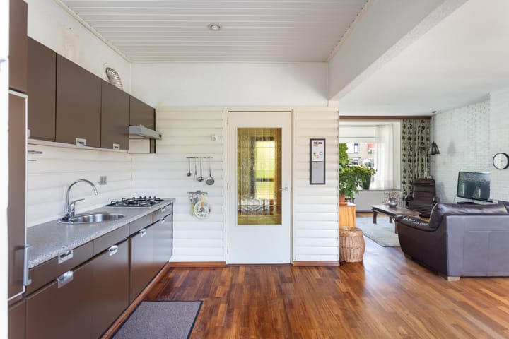 Foto 8 van 2e Barendrechtseweg 203