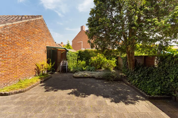 Foto 14 van 2e Barendrechtseweg 203