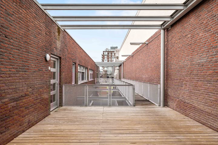 Foto 9 van Pieter Lastmanweg 5-F