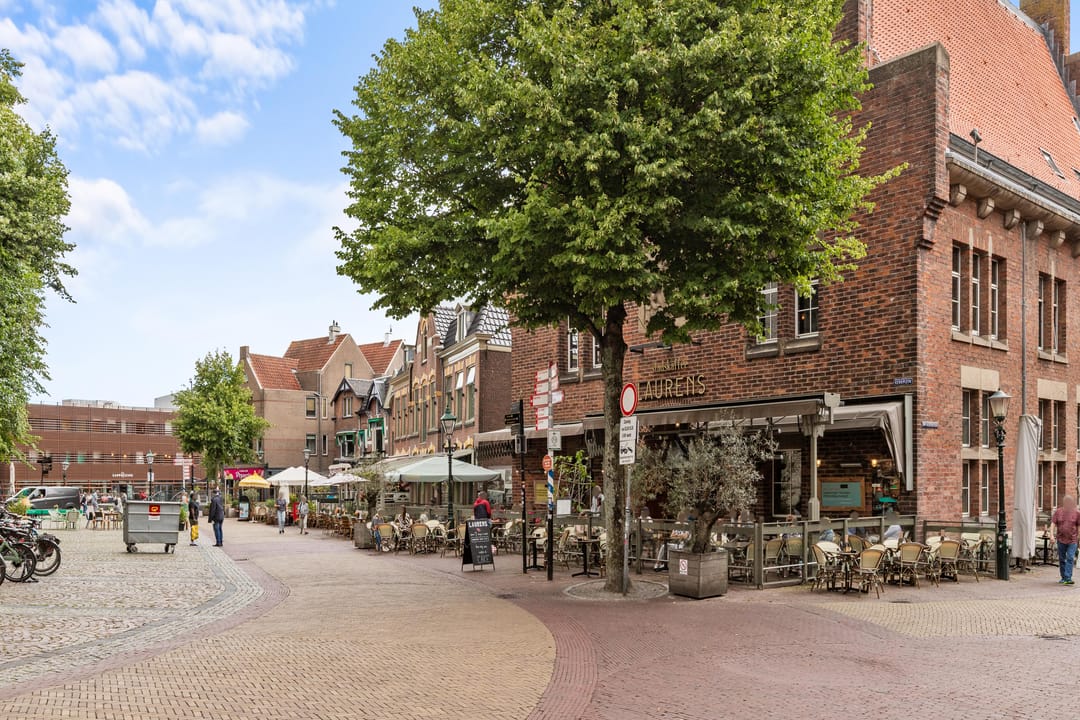 Photo 32 of Hoogstraat 24
