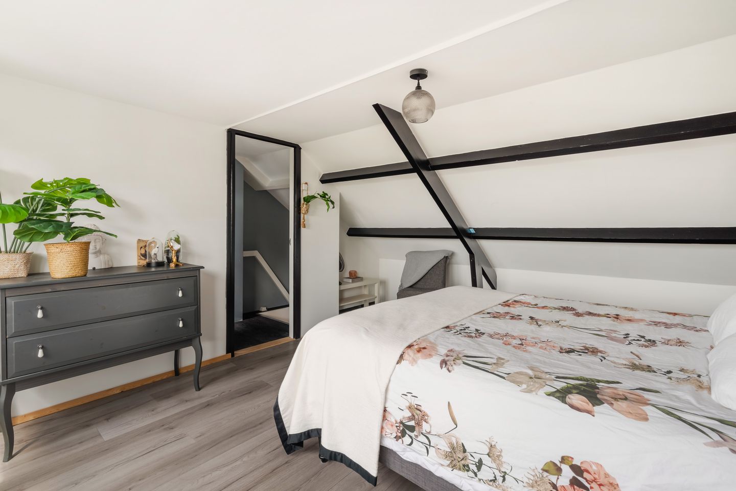 Foto 49 van Beukenlaan 5